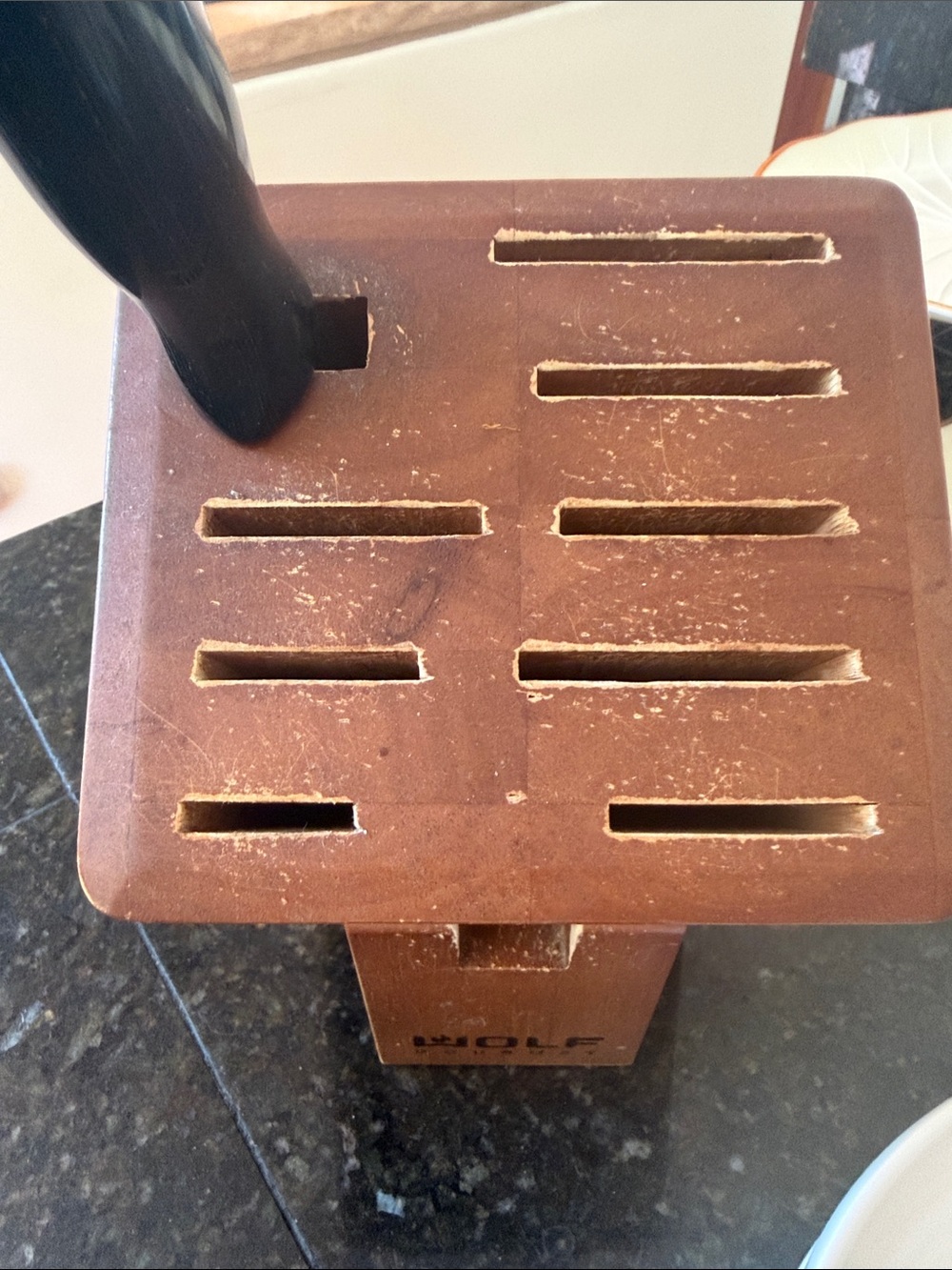 Wolf knife block and knife sharpener